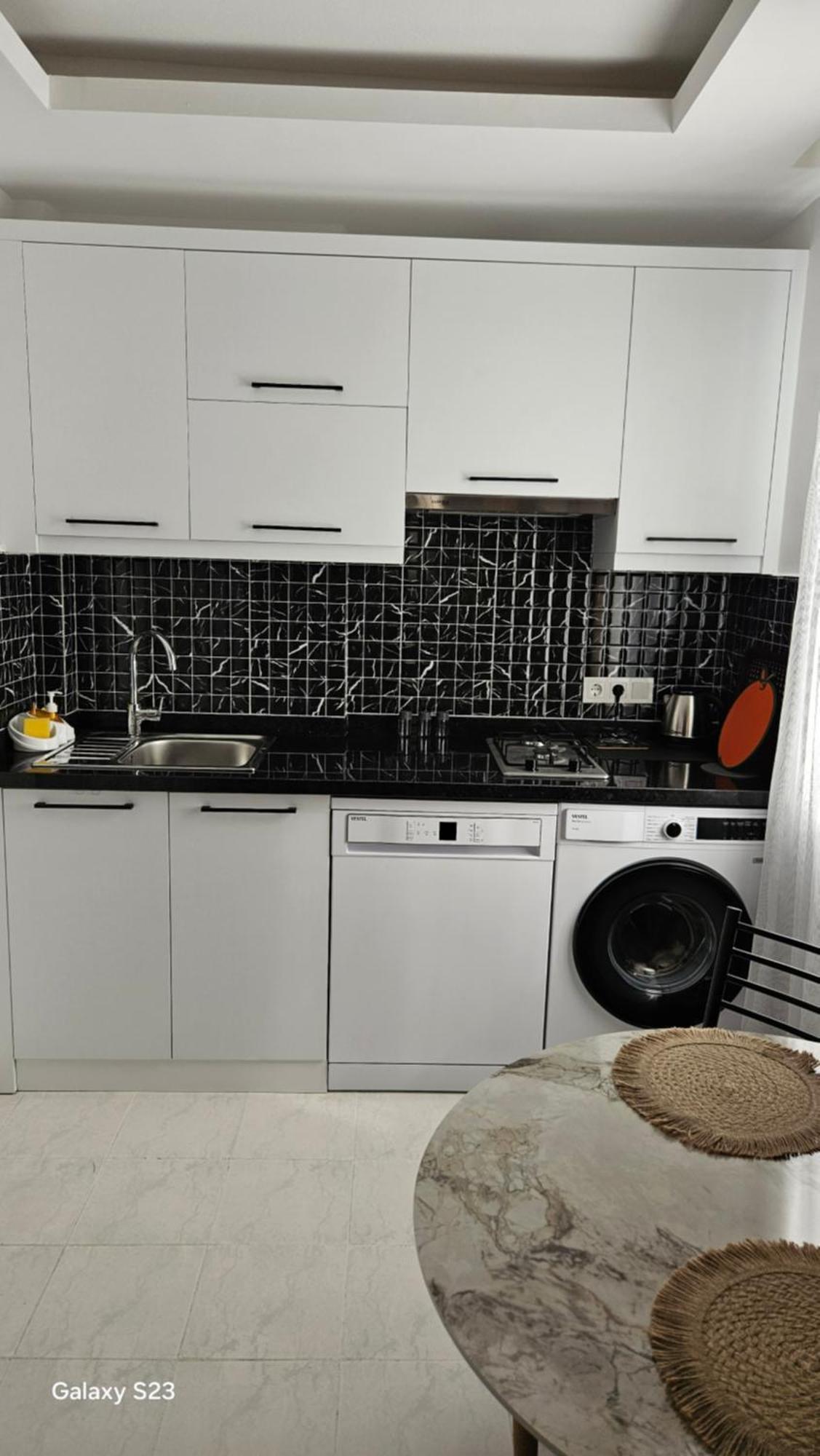 Aygun 4 Apartament *